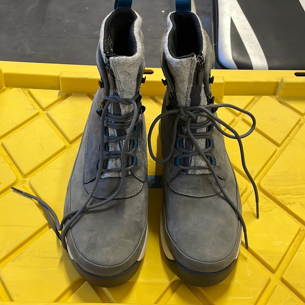 NEW Clark’s Johto Rise GTX Boots without box
